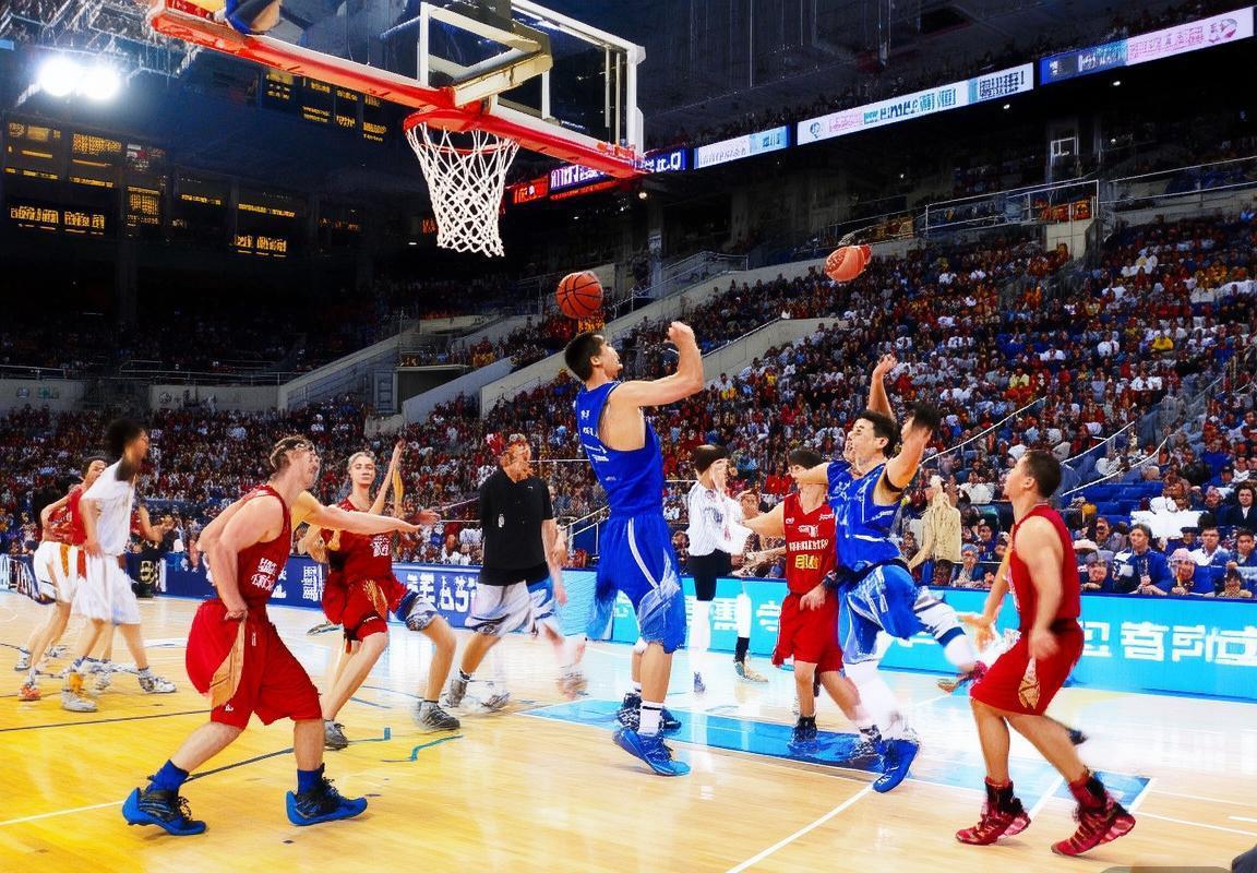 2015年CBA广东对阵山东经典对决：激情四溢，智慧拼搏